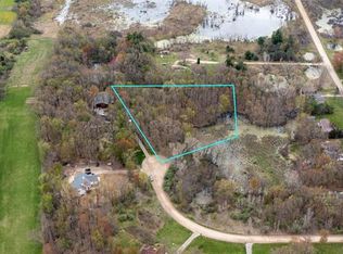 5831 Madleys Ln, Howell, MI 48843