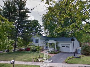 21 Hardwicke Pl, Rockville, MD 20850