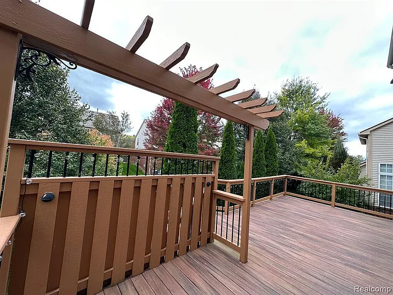 16491 Mulberry Way — Photo 45
