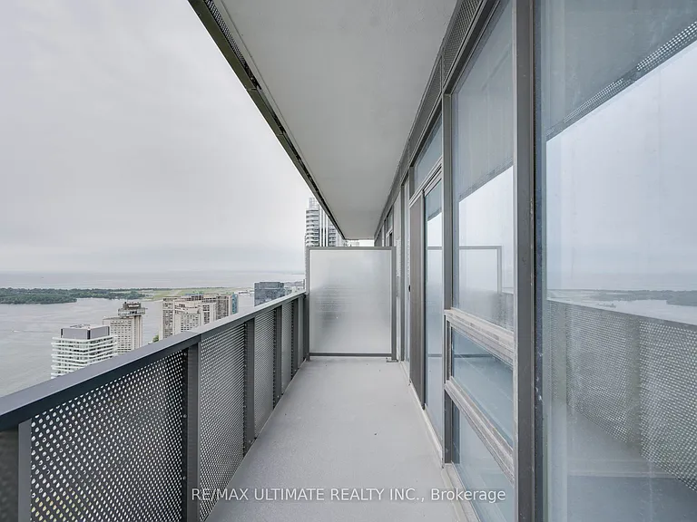 138 Downes St #5908 — Photo 34
