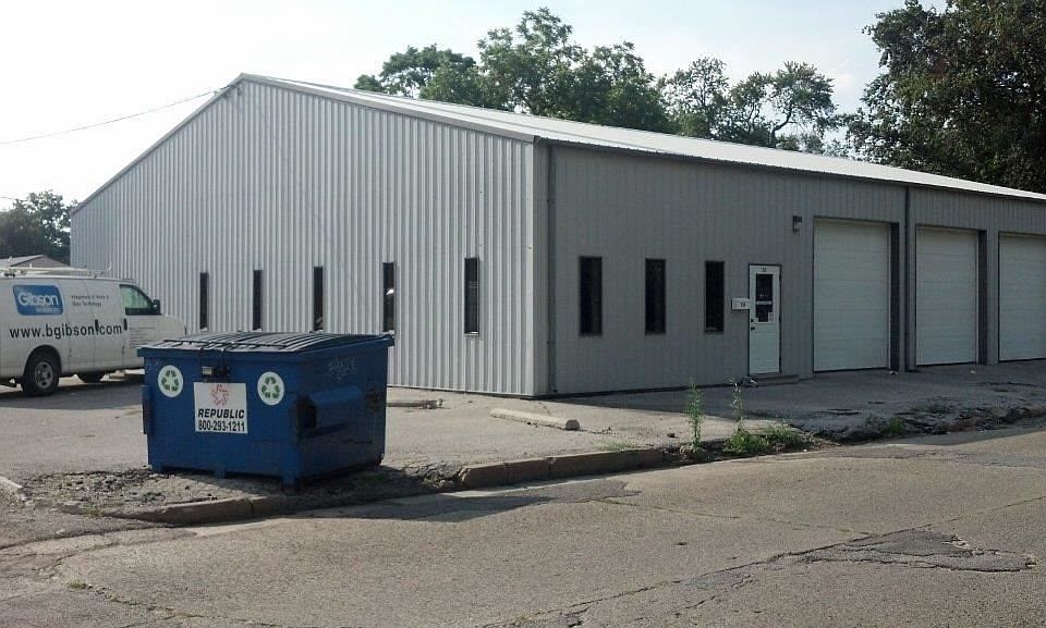 1st image of 50 N 15th St