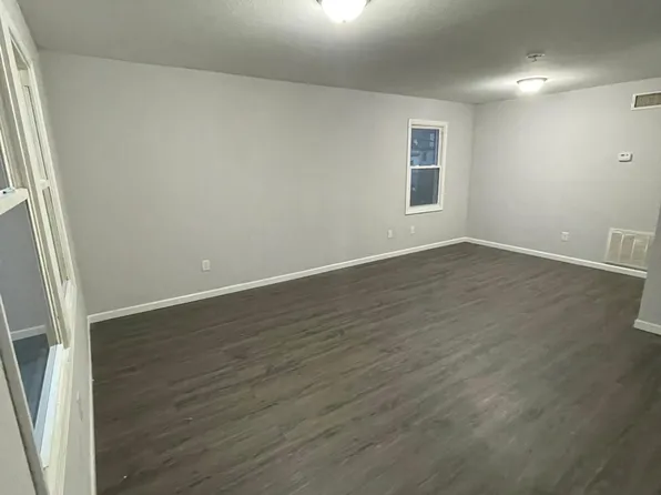 1015 Bloomfield Rd #202, Cape Girardeau, MO 63703