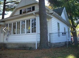 2015 2nd Ave, Terre Haute, IN 47807