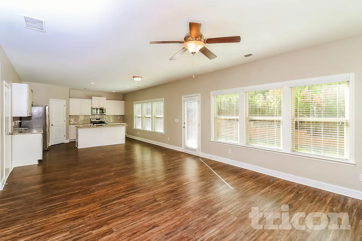 Building Photo - 408 Curlin Ct