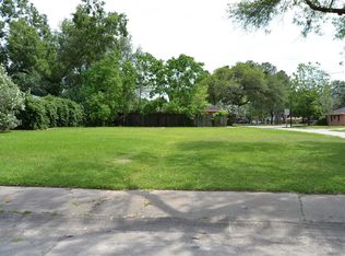 613 Arion Ln, Pasadena, TX 77502