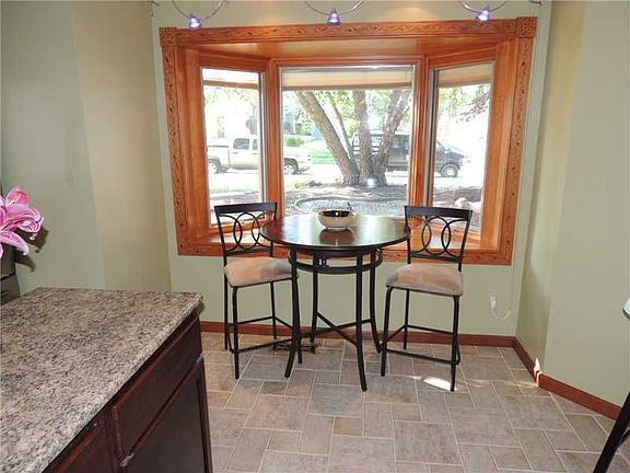 5th image of 6885 Scotia Ct
