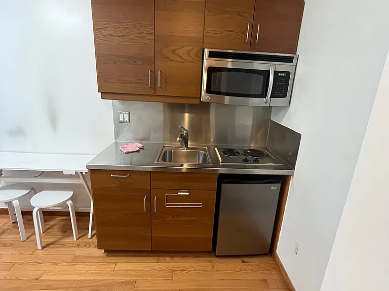 140 E 31st St #48 — Photo 6
