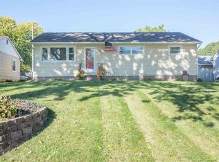 625 Greenway Ave, Colona, IL 61241