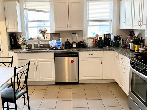 (undisclosed Address), Somerville, MA 02144