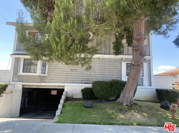 14621 S Berendo Ave APT 7, Gardena, CA 90247