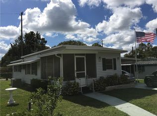 6013 Ridgewood Dr, Zephyrhills, FL 33542