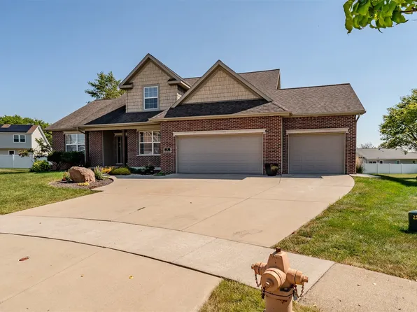 2 Indigo Run, Bloomington, IL 61704