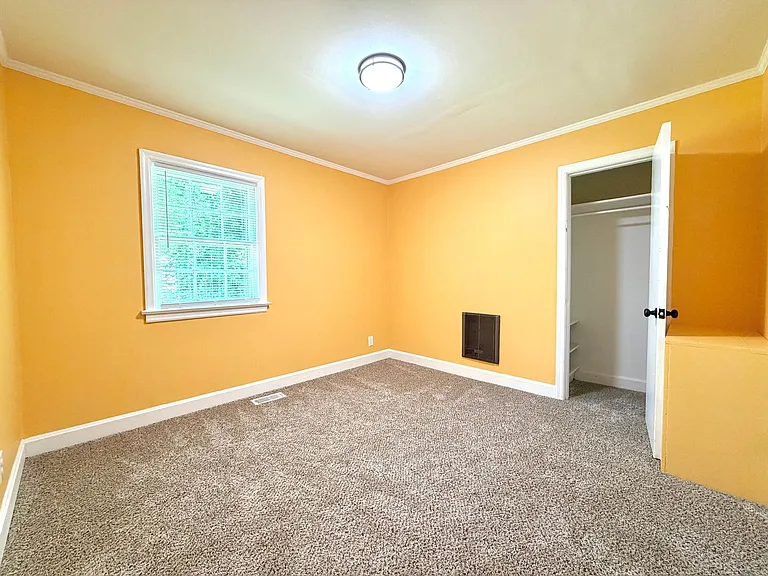 857 Greenwood Ave — Photo 13