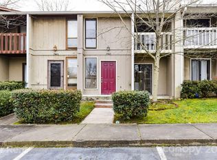 7907 Charter Oak Ln, Charlotte, NC