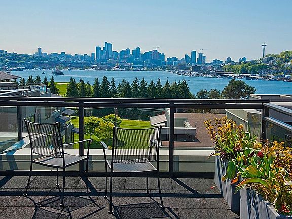 Unobstructed views of Lake Union and Downtown Seattle overlooking Gas Works Park.