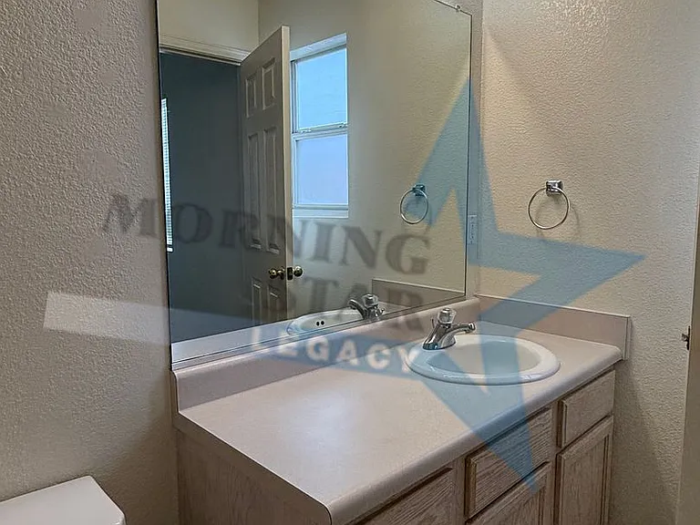 450 Ithaca Ct — Photo 19