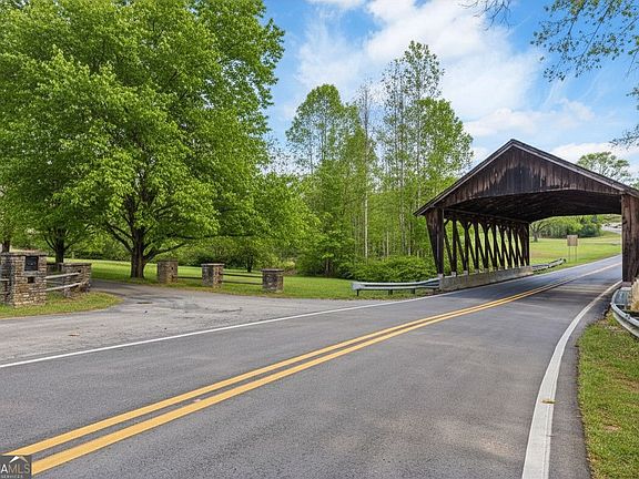 3rd image of 3740 Woodlane Rd