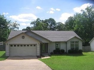 1806 Eagle Point Way, Benton, AR 72015