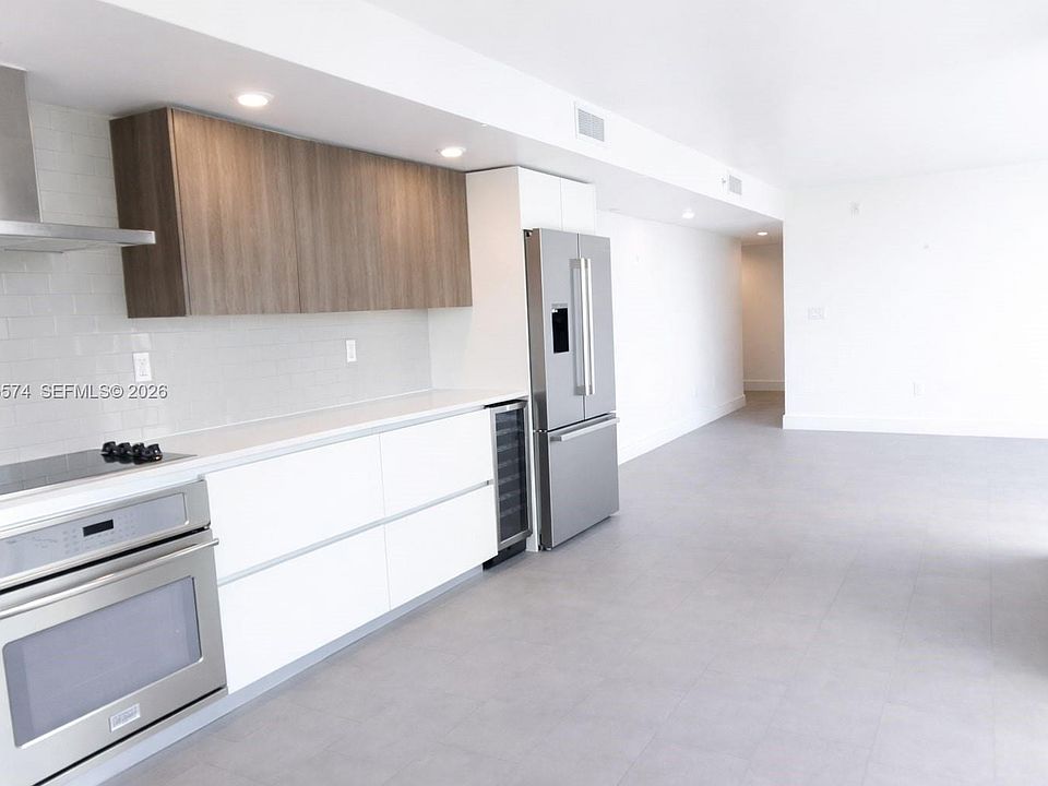 1st image of 1025 92nd St #804