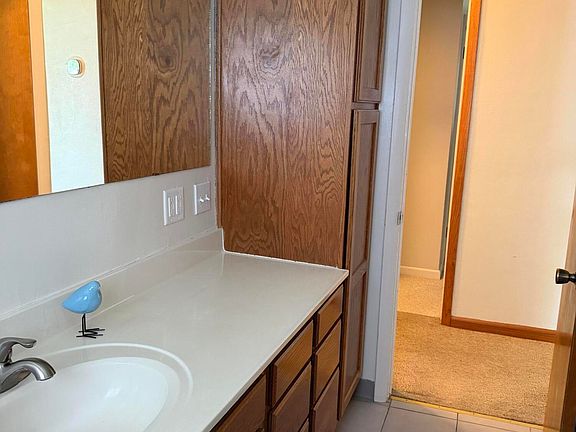 4th image of 107 Allen Dr