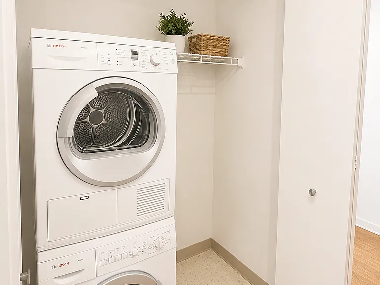 410 Acoma St #213 — Photo 4