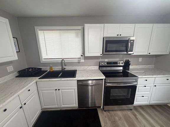 3rd image of 38 Decatur St #1