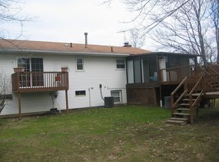 77 W Howe Rd, Tallmadge, OH 44278