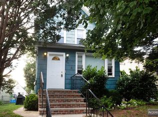 510 9th St, Carlstadt, NJ 07072