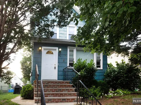 510 9th St, Carlstadt, NJ 07072