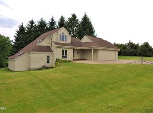 3 Cedar Rim Trl, Galena, IL 61036