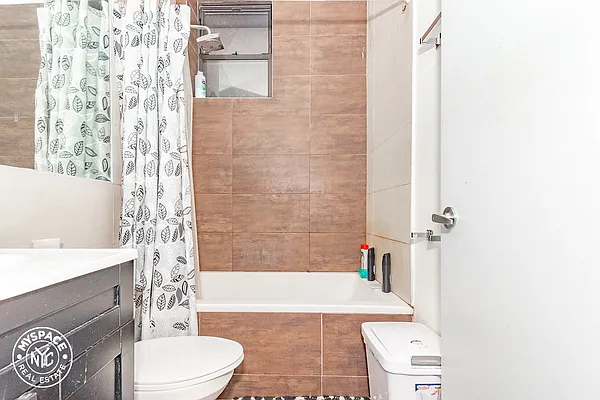 Rented by MySpaceNYC | media 8