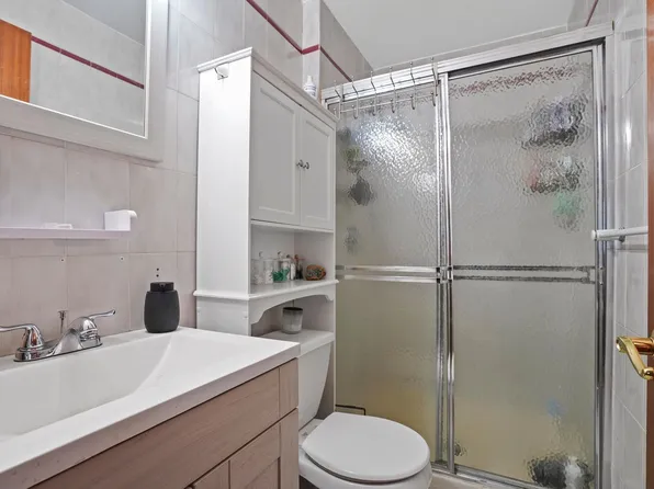 2514 Hubbard Street image 27 of 30