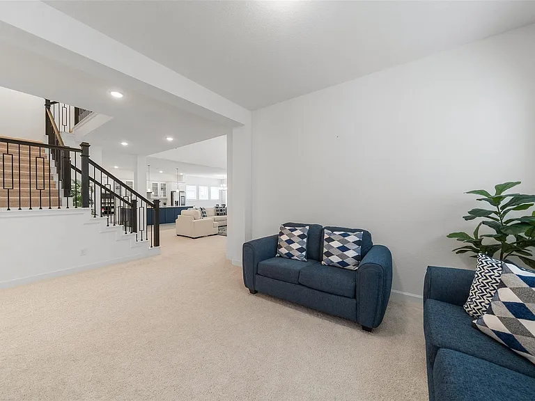 2211 Stone Lodge Ct — Photo 4