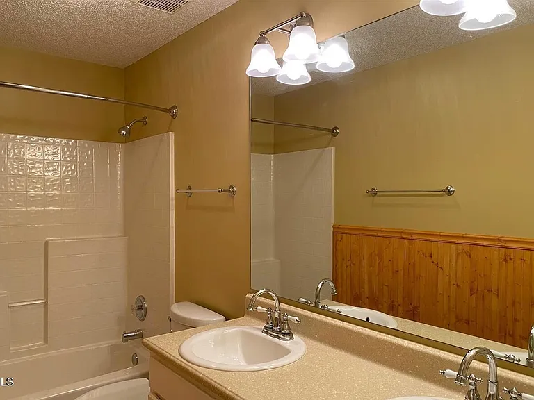 3117 Cregler Dr — Photo 12
