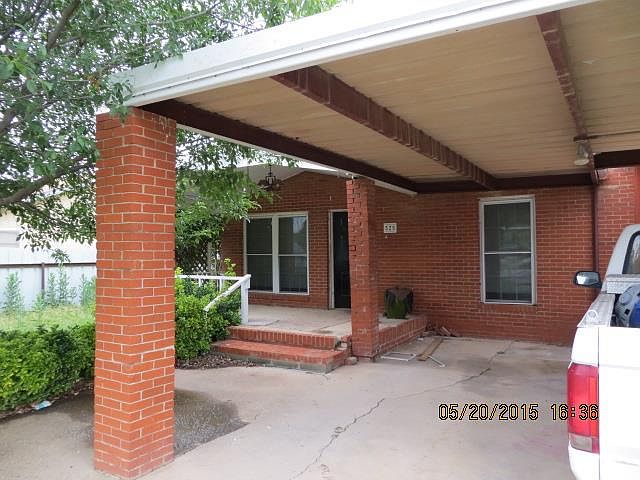 1st image of 525 Thelma Ave