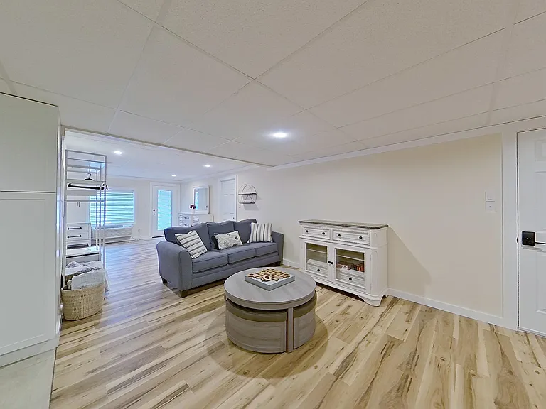 1345 Airport Dr #H20 — Photo 6