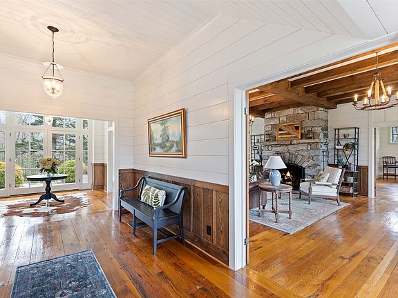 5th image of 225 Bowery Road