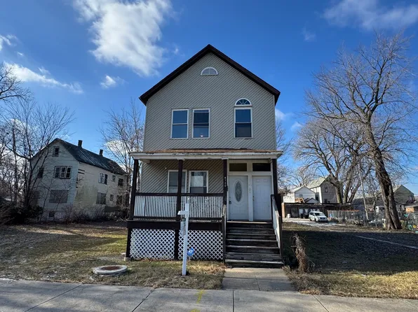 8720 S Mackinaw Ave, Chicago, IL 60617