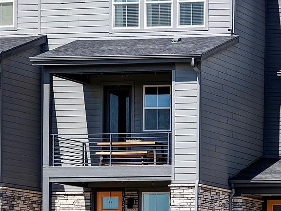 3rd image of 10370 Milwaukee Circle