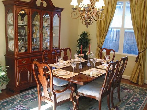 Formal Dining Room