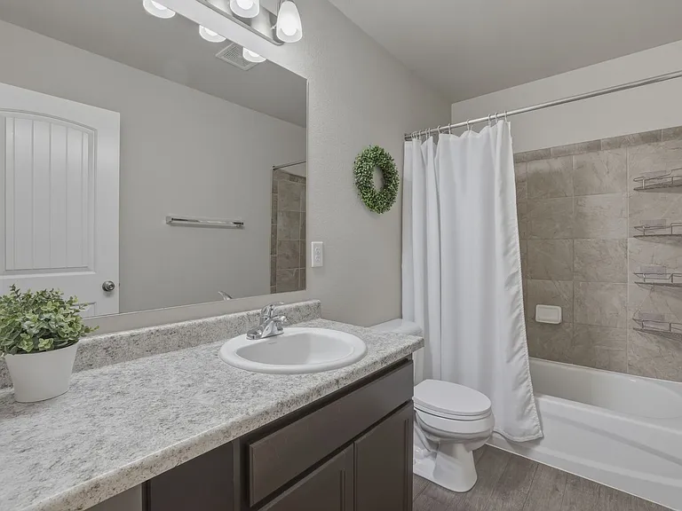 2093 Birmingham Loop — Photo 18