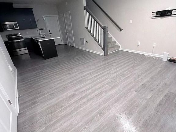 3rd image of 10501 Neil Armstrong Way