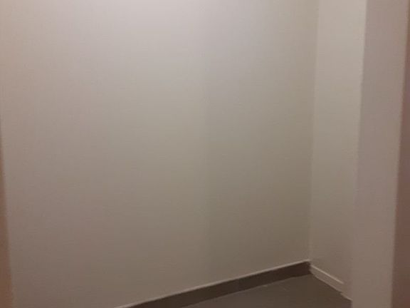 5th image of 2157 33rd St APT 1