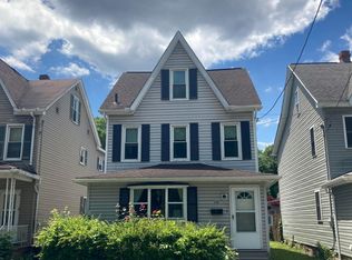 350 Greenwood Rd, Altoona, PA 16602