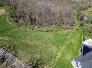 7 Highland Ct, Huntington, WV 25705