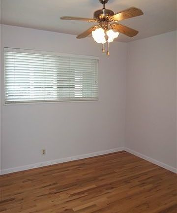 5th image of 1724 Capell Dr