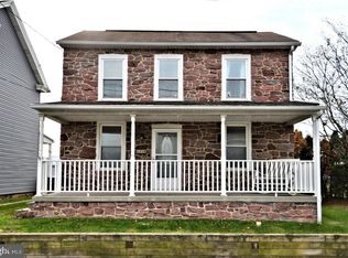 1216 E Philadelphia Ave, Gilbertsville, PA 19525