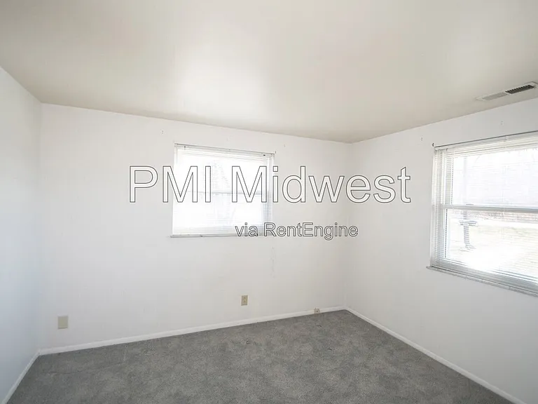 8636 E Edgewood Ave — Photo 17