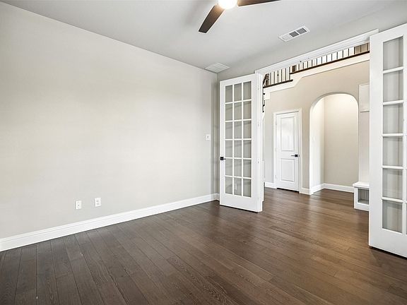 4th image of 7124 Antelope Dr