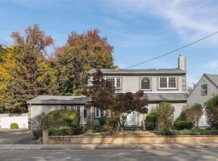 63 Brookfield Rd, Valley Stream, NY 11581